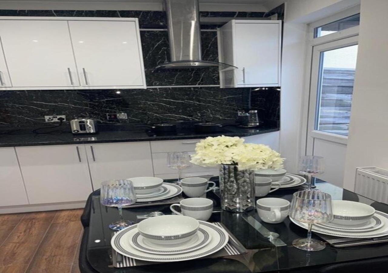 Luxury New Home Swanscombe Екстериор снимка